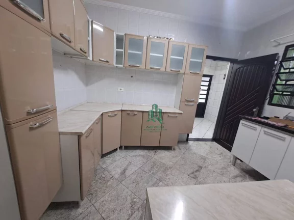 Imagem Sobrado com 3 dormitórios para alugar, 225 m² por R$ 5.000,00/mês - Vila Galvão - Guarulhos/SP