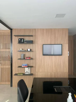 Imagem Conjunto Comercial - Itaim, 33M², Sala com divisória, 1 Vaga, Mobiliado.