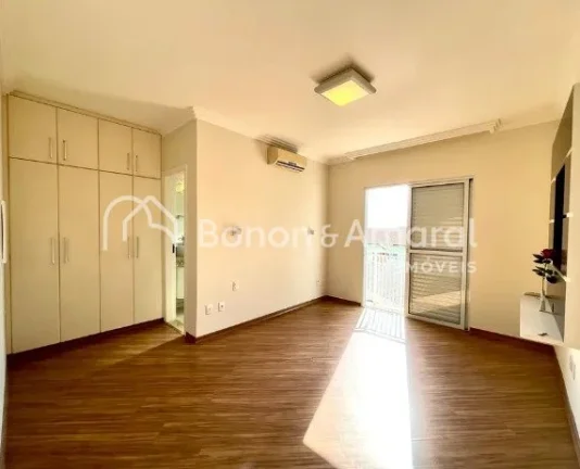 Imagem **UMA CASA PARA CHAMAR DE OÁSIS!**

Situada em uma localização privilegiada, próximo a padarias,...