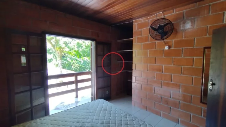 Imagem CASA COM ESCRITURA DEFINITIVA EM CAMBURY, 2 QUARTOS 2 BANHEIROS MESANINO SALA COZINHA AREA PRIVATIVA E VISTA PARA RESERVA NATURAL