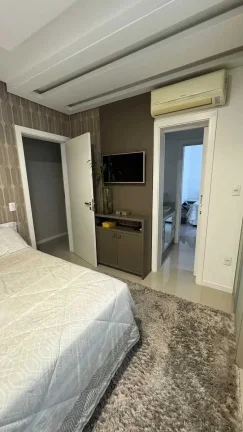 Imagem Apartamento com 1 suíte master e 1 demi próximo ao passeio São Miguel em Balneário Camboriú