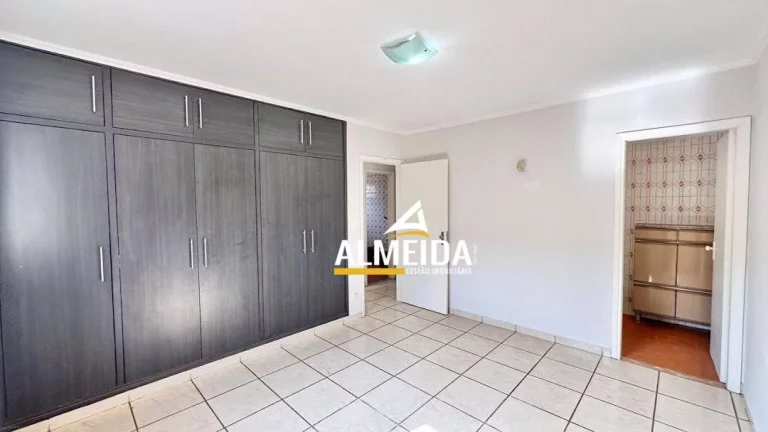 Imagem Casa com 2 dormitórios à venda, 179 m² por R$ 550.000,00 - Estádio - Rio Claro/SP