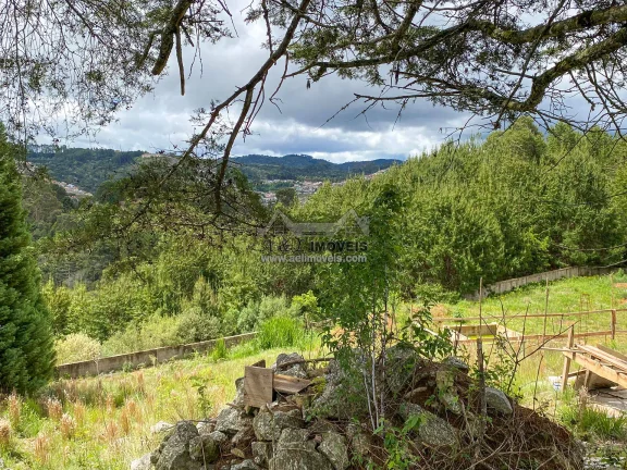 Imagem Terreno à venda em Campos do Jordão – Com uma bela vista e 2.055 m2
