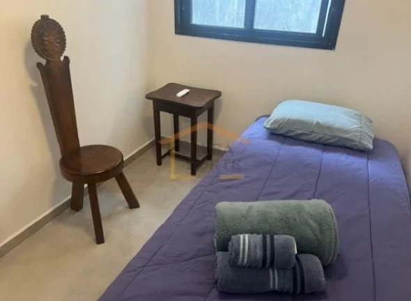 Imagem Apartamento com 1 dormitório, cozinha, banheiro, 30m².

Condomínio com lavanderia, salão de fest...