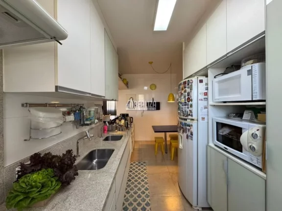 Imagem Apartamento com 4 dormitórios e móveis planejados no Condomínio Edifício Tocantins, Centro de Uberaba