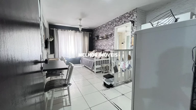 Imagem Apartamento Mobiliado com 01 dormitório à Venda na Quadra Mar em Balneário Camboriú - SC