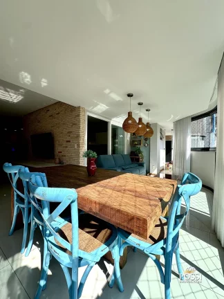 Imagem Ed. GREEN TOWER - Apartamento amplo com 4 Quartos (2 Suítes) à venda na Praia da Costa. Área de lazer completa com quadra.