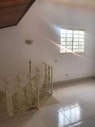 Imagem Sobrado com 4 dormitórios à venda, 505 m² por R$ 450.000,00 - Jardim Portugal - São José dos Campos/SP