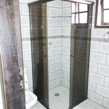Imagem Sobrado à venda em Cotia-SP - Parque Isaac Pires: 2 quartos, 2 banheiros, 3 vagas, 100m² área. Aproveite!
