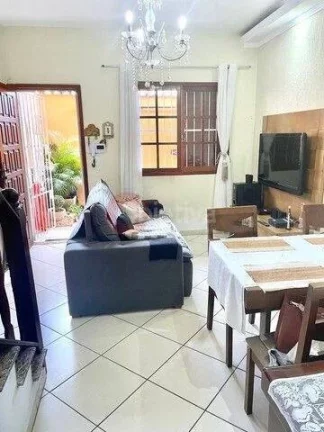 Imagem Casa independente duplex a venda com 3 quartos - Palmeiras - Cabo Frio/RJ