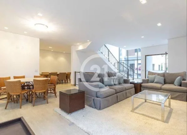 Imagem Casa em condomínio, 4 suítes, 690 m²