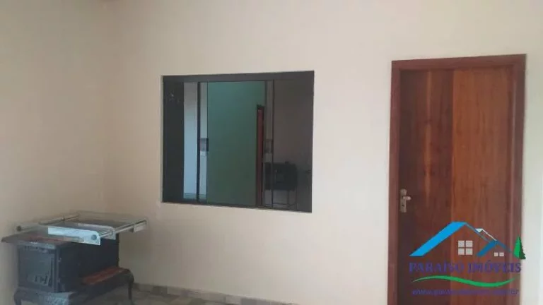 Imagem Casa a venda em Paraisópolis, MG - 3 quartos, suíte, vagas cobertas