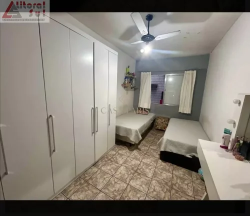 Imagem Apartamento à venda na Guilhermina, Praia Grande-SP: 2 quartos, 1 sala, 1 banheiro, 1 vaga, 70m². Confira!