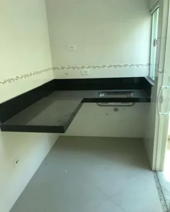 Imagem Sobrado com 2 Quartos e 2 banheiros à Venda, 80 m²