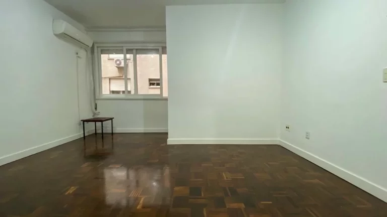 Imagem Apartamento à venda em Porto Alegre, Centro Histórico, com 2 quartos, 61m2