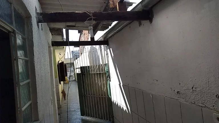 Imagem Casa com 2 dormitórios à venda, 104 m² por R$ 300.000,00 - Jardim Cacique - Suzano/SP