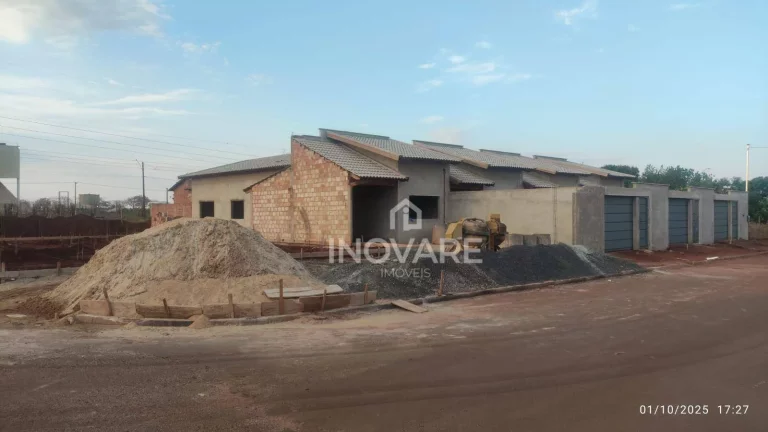 Imagem Casa com 2 dormitórios à venda, 99 m² por R$ 240.000,00 - Ulysses Guimarães - Itumbiara/GO