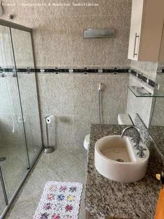 Imagem Sobrado para Venda em São Bernardo do Campo, Parque Selecta, 3 dormitórios, 1 suíte, 4 banheiros, 1 vaga