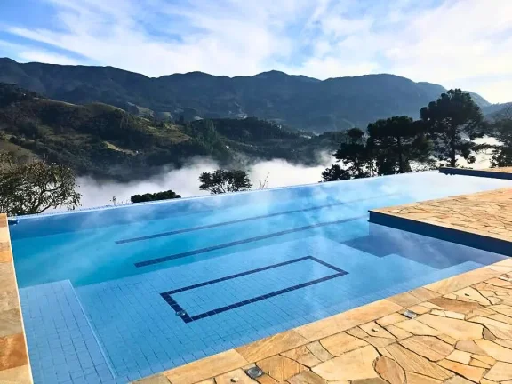 Imagem Onde o luxo encontra a serenidade: Refúgio de alto padrão em Sapucaí-Mirim