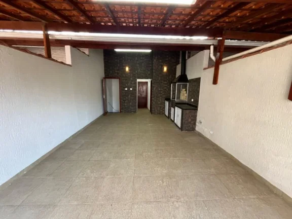 Imagem Espaçosa Casa Sobrado 3 Quartos na Guilhermina, Praia Grande