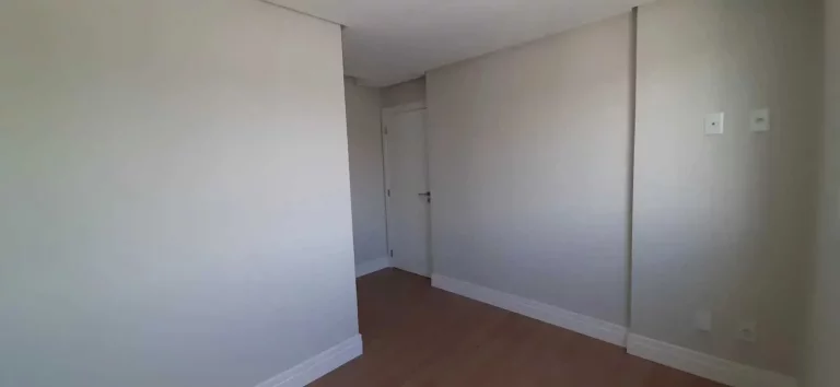Imagem Apartamento com 4 dormitórios sendo 2 suítes e 3 vagas de garagem em Balneário Camboriú/SC