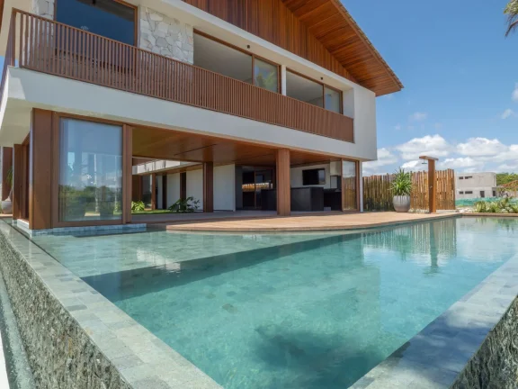 Imagem Casa em Condomínio à venda em Praia do Forte, Mata de São João - Churrasqueira, Piscina e Mobiliado