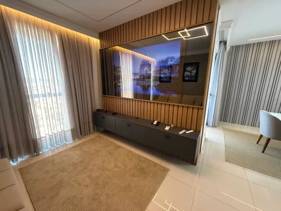 Imagem Apartamento 3 suítes e 3 vagas de garagem no Centro de Balneário Camboriú/SC