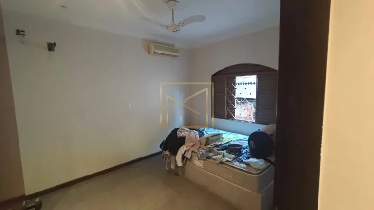 Imagem Residência Singular em Jardim Santana: Amplitude e Conectividade em Hortolândia