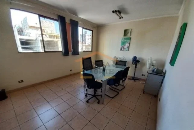 Imagem Ótimo sobrado comercial, 5 salas, sendo 1 de reuniões, 4 banheiros e 2 recepções. 140m².

Ideal...