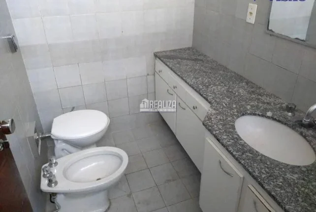 Imagem Apartamento à venda no Condomínio Edificio Marajoara, no Centro de Uberaba
