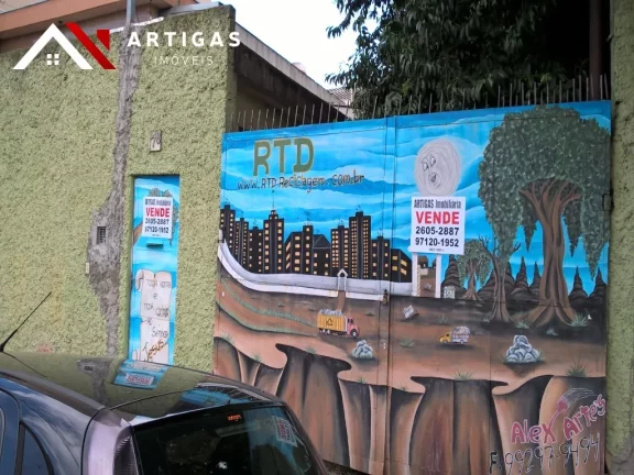Imagem Galpão Comercial de Excelente Localização na Vila Bertioga: 2 Salas, 2 Banheiros, 6 Vagas - 250m² - São Paulo-SP