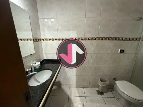 Imagem Se você procura por uma Casa Comercial espaçosa e cheia de comodidades em Cuiabá, não pode deixa...
