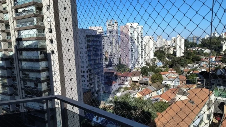 Imagem Apartamento de luxo na Vila Mariana: 3 quartos, 1 suíte, 2 salas e 2 vagas de garagem, 102m² - São Paulo-SP.