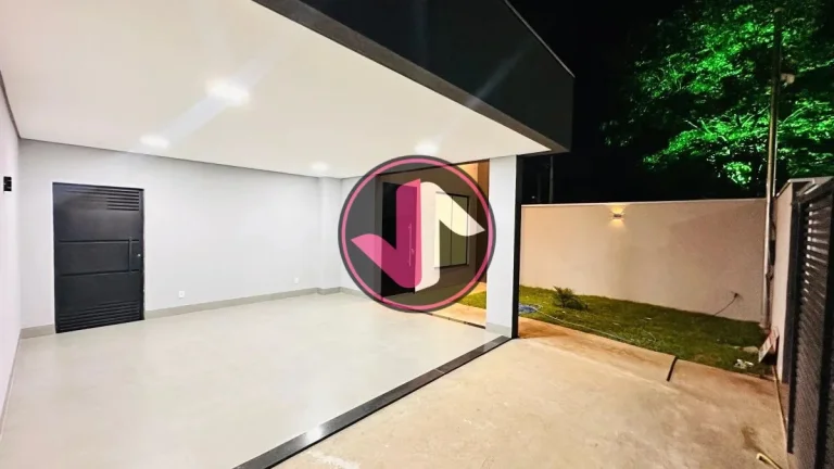 Imagem IMÓVEL COM ACABAMENTO PREMIUM E PISCINA DE ALVENARIA Casa Disponível para Venda na Planta no Bairr...