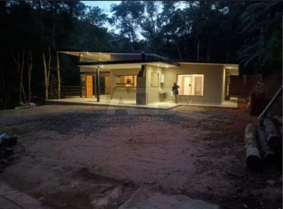 Imagem Casa à venda em Araras, 3 Suítes, 150m2 área construída e 5000m2 de terreno