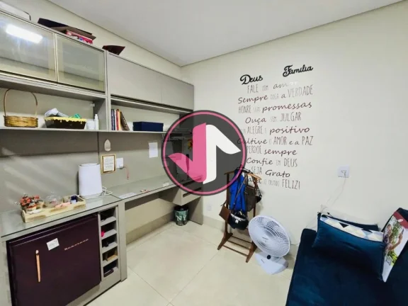 Imagem Vendo Sobrado todo reformado em condomínio ? Residencial Santa Rosa Área construída: 220,00 m²; ...