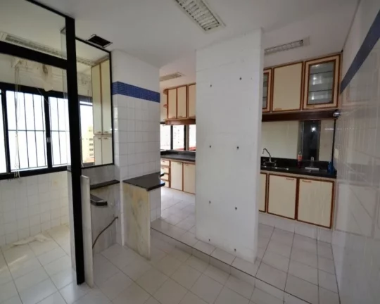 Imagem Cobertura duplex, toda diferenciada. Piso Inferior: 02 dormitórios sendo 01 suíte com closet, banh...