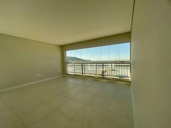 Imagem Apartamento frente mar com 3 dormitórios sendo 1 suíte e 1 vaga em Navegantes/SC