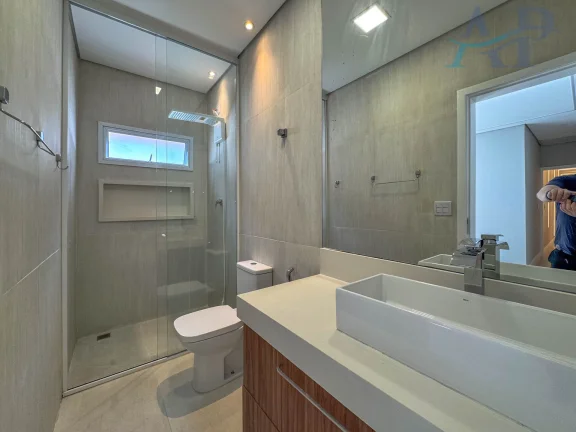 Imagem Casa Térrea no Canto do Forte em Praia Grande com Piscina