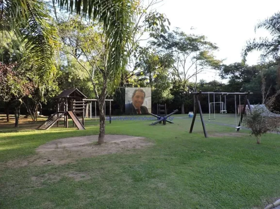 Imagem Vende-se Casa no Cond Terras do Madeira -3d/1ste MODERNA INTEGRADA.