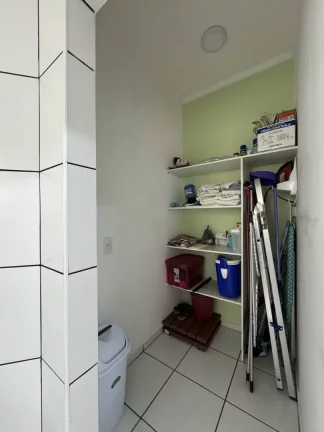 Imagem Apartamento no Itagua em uma das principais ruas
