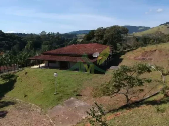 Imagem Sítio Encantador à Venda em Piracaia - Perímetro Urbano