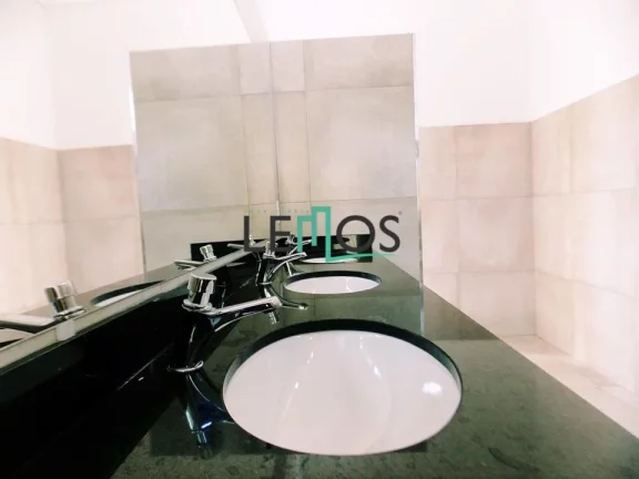 Imagem VENDE-SE CHACARA PARA EVENTOS ( EXCELENTE OPORTUNIDADE PARA INVESTIMENTO )