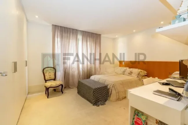 Imagem Luxuoso apartamento de 3 quartos e 3 suítes no coração do Jardim Paulista, São Paulo-SP: 346m², 3 salas e 2 vagas de garagem!