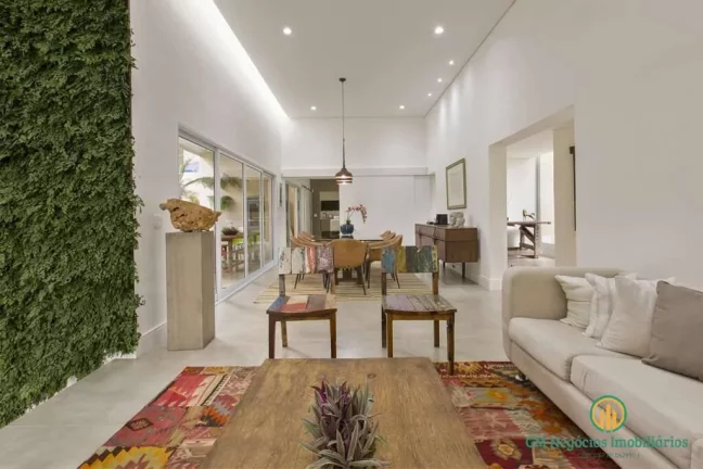 Imagem Casa Maravilhosa e impecável - 5 suites + chalé hóspedes! Em Condominio