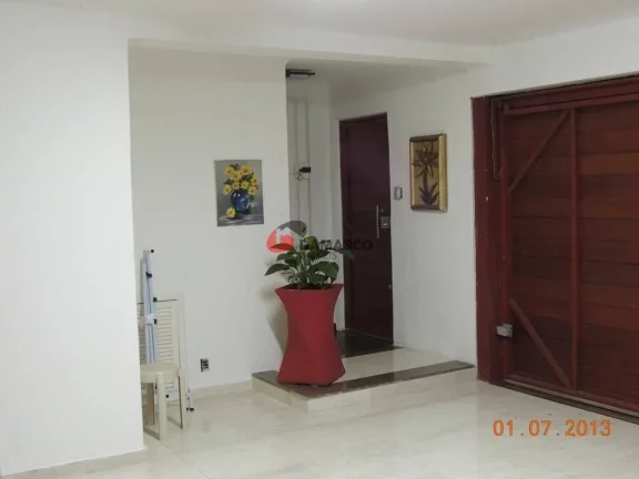 Imagem Sobrado à venda 3 Quartos, 1 Suite, 5 Vagas, 262M², Santa Maria, São Caetano do Sul - SP