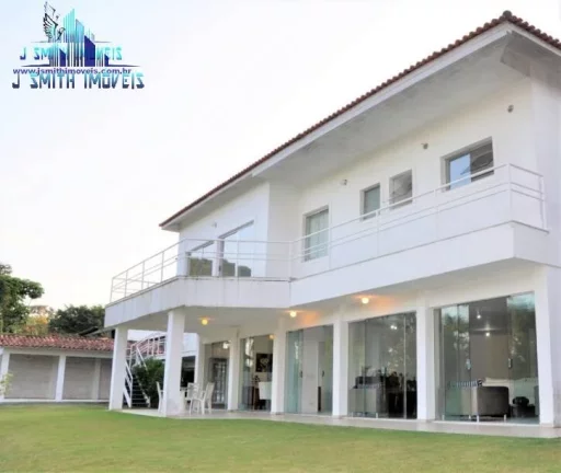 Imagem CASA DE ALTO PADRÃO NUM DOS MELHORES CONDOMÍNIOS DA REGIÃO DA GRANJA VIANA, COM CAMPO DE GOLF.

A...