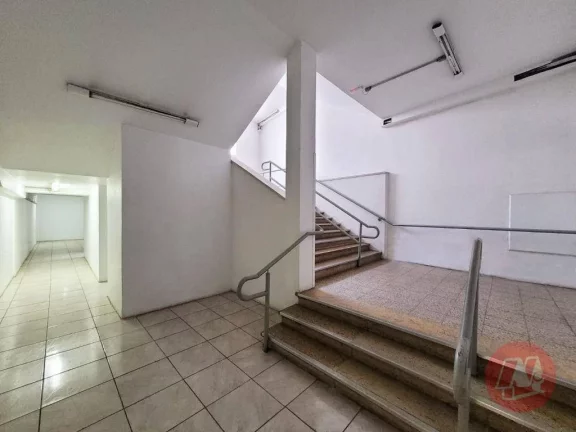 Imagem Prédio para alugar, 3700 m² por R$ 74.703,51/mês - Navegantes - Porto Alegre/RS