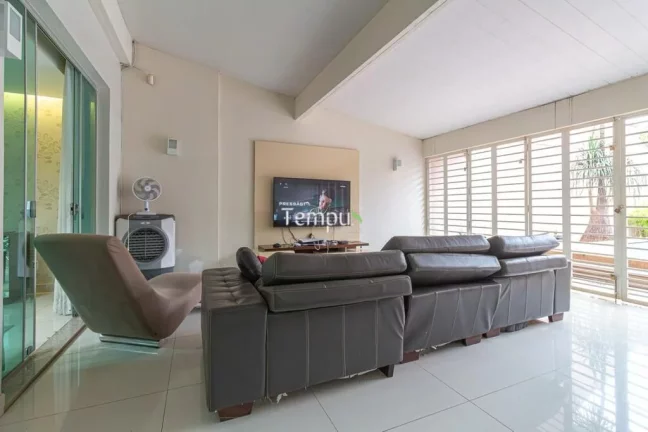 Imagem Sobrado de 421m² à venda no bairro Jardim América - Goiânia/GO