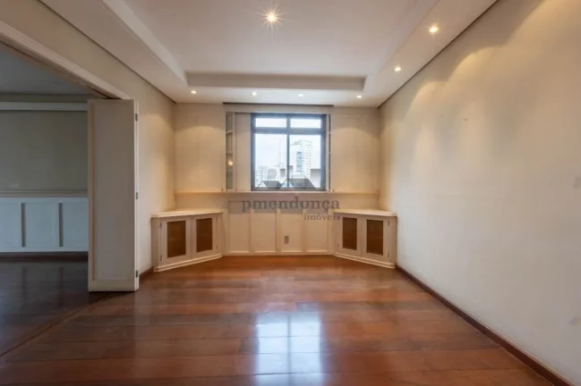 Imagem Apartamento 3 quartos, 1 suite, 2 vagas, 267 m²